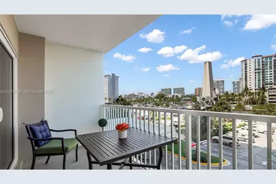 300 Bayview Dr #307, Sunny Isles Beach, FL 33160 - Photo 11