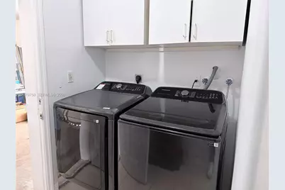 10824 NW 51st Ln, Doral, FL 33178 - Photo 23