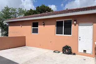 10824 NW 51st Ln, Doral, FL 33178 - Photo 15