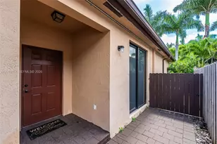 633 SE 35th Terrace, Homestead, FL 33033 - Photo 3