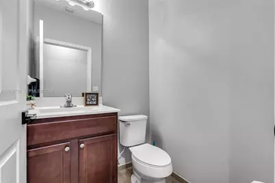 633 SE 35th Ter, Homestead, FL 33033 - Photo 29