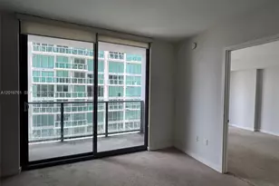31 SE 6th St, Miami, FL 33131 - Photo 1