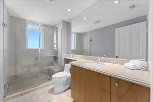 17875 Collins Ave, Sunny Isles Beach, FL 33160 - Photo 31