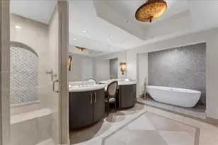 17875 Collins Ave, Sunny Isles Beach, FL 33160 - Photo 21