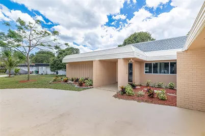 5201 Yellow Pine Ln #0, Tamarac, FL 33319 - Photo 29