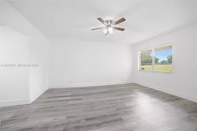 5201 Yellow Pine Ln #0, Tamarac, FL 33319 - Photo 23