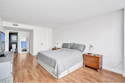 18021 Biscayne Blvd #1804, Aventura, FL 33160 - Photo 13