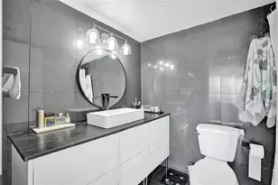 18021 Biscayne Blvd, Aventura, FL 33160 - Photo 17