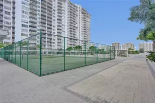18021 Biscayne Blvd, Aventura, FL 33160 - Photo 19