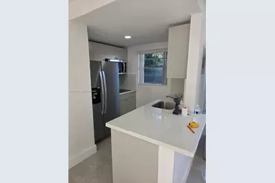 340 W 19th St #2, Hialeah, FL 33010 - Photo 5