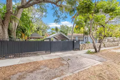 2301 Tequesta Ln, Coconut Grove, FL 33133 - Photo 3