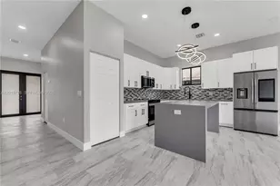 2947 NW 9th St, Fort Lauderdale, FL 33311 - Photo 11