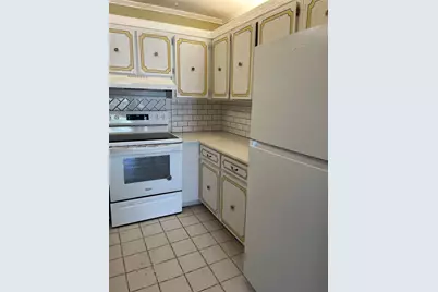 17051 NE 35th Ave #202, North Miami Beach, FL 33160 - Photo 3