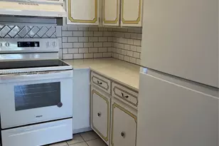 17051 NE 35th Ave, North Miami Beach, FL 33160 - Photo 3