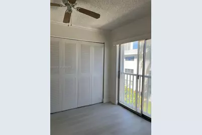 17051 NE 35th Ave #202, North Miami Beach, FL 33160 - Photo 5