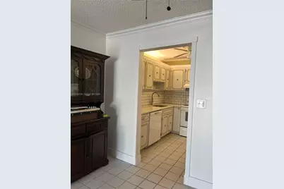 17051 NE 35th Ave #202, North Miami Beach, FL 33160 - Photo 13