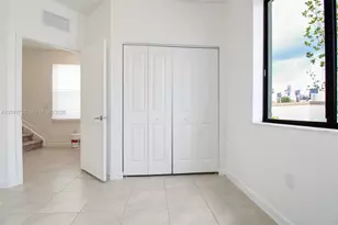 21035 NE 8th Ave, Miami, FL 33179 - Photo 5