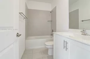 21035 NE 8th Ave, Miami, FL 33179 - Photo 7