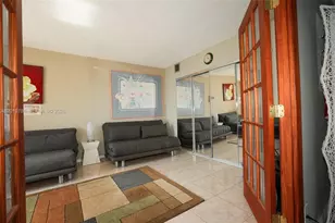 3800 S Ocean Dr, Hollywood, FL 33019 - Photo 23