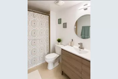 275 NE 18th St #1606, Miami, FL 33132 - Photo 13