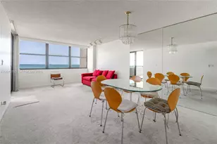 2555 Collins Ave, Miami Beach, FL 33140 - Photo 11