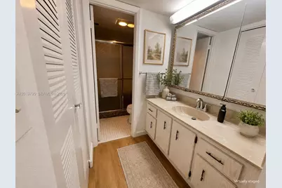 1100 Saint Charles Pl #620, Pembroke Pines, FL 33026 - Photo 25