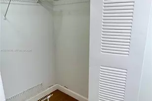 1100 St Charles Pl, Pembroke Pines, FL 33026 - Photo 21