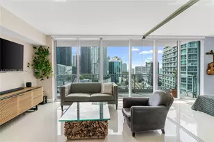 92 SW 3rd St, Miami, FL 33130 - Photo 3