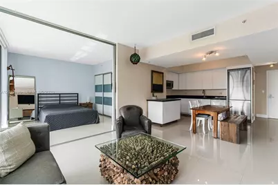 92 SW 3rd St #2104, Miami, FL 33130 - Photo 15