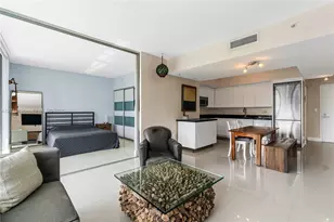 92 SW 3rd St, Miami, FL 33130 - Photo 15
