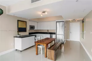92 SW 3rd St, Miami, FL 33130 - Photo 11