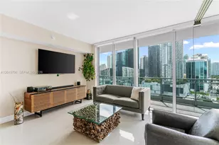 92 SW 3rd St, Miami, FL 33130 - Photo 5