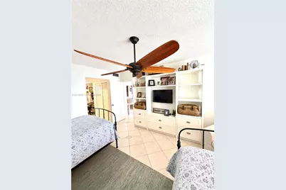 18601 NE 14th Ave #301, Miami, FL 33179 - Photo 17