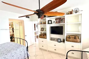 18601 NE 14th Ave, Miami, FL 33179 - Photo 17