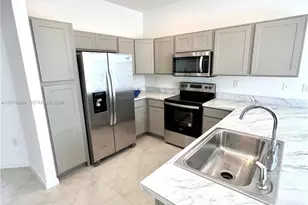 1088 NW 208th Terrace, Miami Gardens, FL 33169 - Photo 9