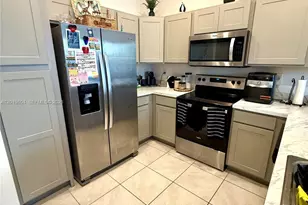 1088 NW 208th Terrace, Miami Gardens, FL 33169 - Photo 3