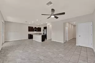 4764 Eucalyptus Dr, Hollywood, FL 33021 - Photo 7