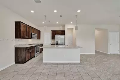 4764 Eucalyptus Dr, Hollywood, FL 33021 - Photo 15