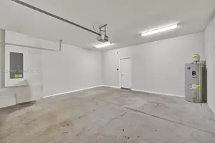 4764 Eucalyptus Dr, Hollywood, FL 33021 - Photo 25