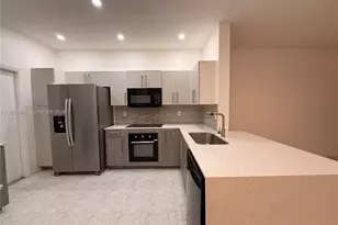 2078 Madeira Dr, Weston, FL 33327 - Photo 3