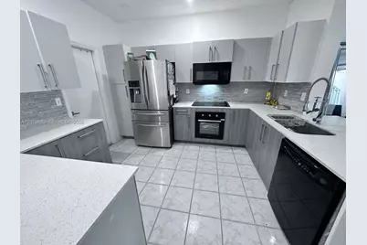 2078 Madeira Dr #0, Weston, FL 33327 - Photo 3