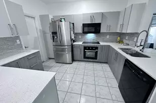 2078 Madeira Dr, Weston, FL 33327 - Photo 3