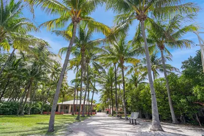 209 E Enid Dr #36, Key Biscayne, FL 33149 - Photo 53