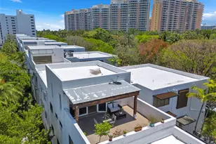 209 E Enid Dr, Key Biscayne, FL 33149 - Photo 47