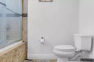 209 E Enid Dr, Key Biscayne, FL 33149 - Photo 19
