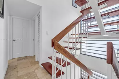 209 E Enid Dr #36, Key Biscayne, FL 33149 - Photo 27