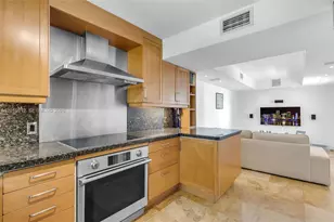209 E Enid Dr, Key Biscayne, FL 33149 - Photo 3