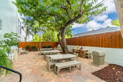 209 E Enid Dr #36, Key Biscayne, FL 33149 - Photo 47