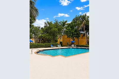1820 SW 89th Ter, Miramar, FL 33025 - Photo 15