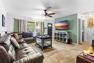 9452 SW 52nd Ct, Cooper City, FL 33328 - Photo 5